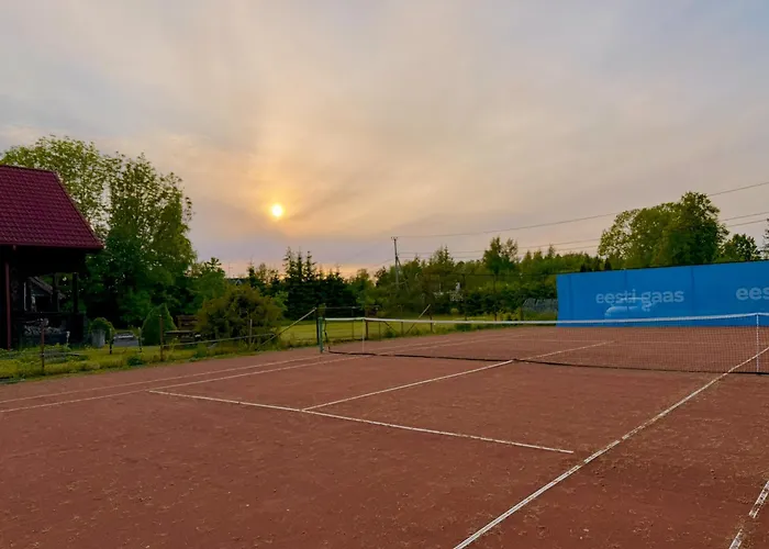 Authentic Vacation Incl Tennis Court Tuulna